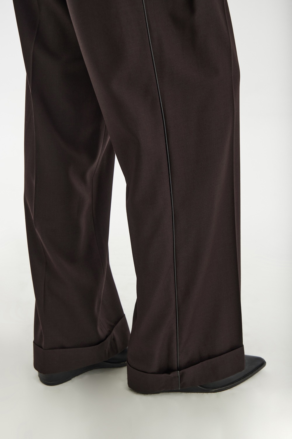 Leather-Trim Wide Pants (WOMEN)